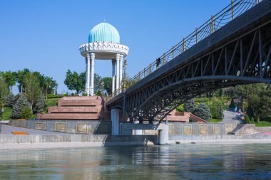 Taşkent, Özbekistan 'daki siyasi baskı mağdurlarının anısına anıt kompleksi ve park