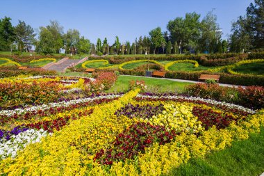 Taşkent, Özbekistan 'daki siyasi baskı mağdurlarının anısına anıt kompleksi ve park