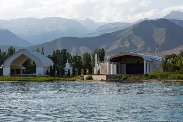 CHOLPON ATA, KYRGYZSTAN - 4 Temmuz 2022: Rukh Ordo Cholpon-Ata, Kırgızistan 'da bir kültür ve açık hava müzesi.