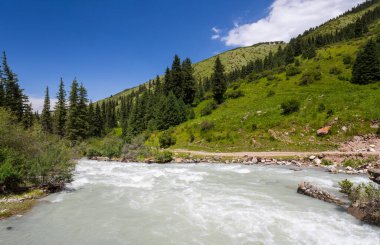 Karakol Vadisi, Kırgızistan 'ın Kırgızistan bölgesindeki en popüler turizm merkezlerinden biridir.