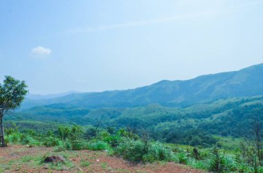 Karnataka, Hindistan 'daki Kuduremukh sıradağları