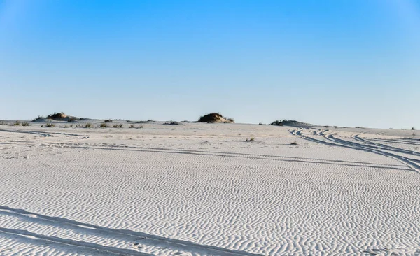 Faixas Deixadas Por Carros Areia Deserto Adaid Qatar — Fotografia de Stock