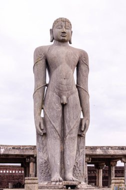 Hindistan 'ın Karkala kentindeki Shri Gomateshwara (Bahubali) granit heykeli