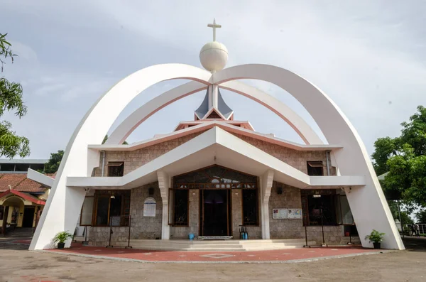 Bikarnakatte 'deki Bebek İsa Tapınağı, Mangalore, Hindistan