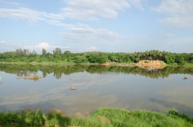 Mangalore, Hindistan 'daki Thumbe' deki Netravati Nehri..
