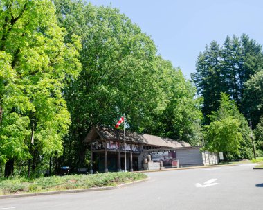 Fraser Nehri 'nin kıyısında Langley, Kanada, BC