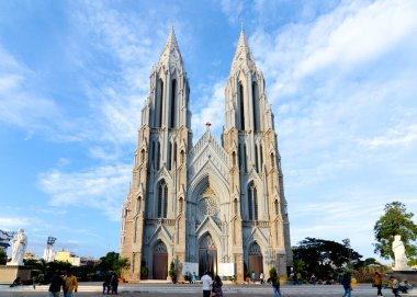 Hindistan Mysore 'daki görkemli St. Philomena Bazilikası...