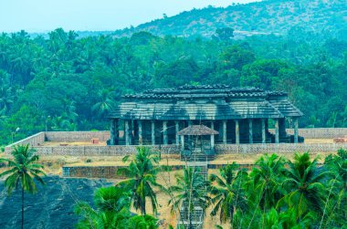 Chaturmukha Basadi Jain tapınağı Karkala, Mangalore, Hindistan