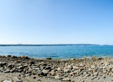 Stanley Park Beach 2, Vancouver, British Columbia, Kanada 'dan English Bay manzarası