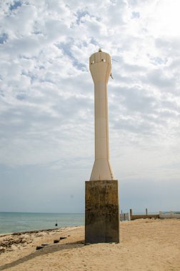 Katar, El-Ghariya sahilinde küçük bir deniz feneri.
