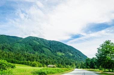 Fraser Vadisi 'nin Mission, British Columbia, Kanada çevresindeki muhteşem manzarası.