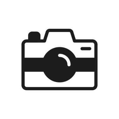 Kamera, ışığı dijital veya film formatına dönüştüren görüntü veya video kaydetmek için kullanılan bir aygıttır. Lens, sensör, deklanşör ve ekran gibi bileşenleri içerir..