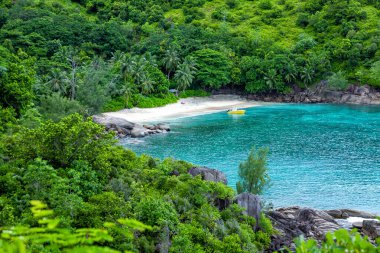 Anse Major, Hint Okyanusu, Seyşeller Cumhuriyeti, Afrika. Anse Major, Mahe Adası 'nın batısında yer almaktadır..