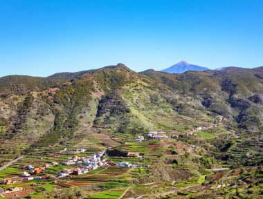 Küçük bir köy, Tenerife Adası, Kanarya Adaları, İspanya, Avrupa.