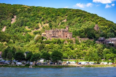 Reichenstein Şatosu, Trechtingshausen, Rhineland-Palatinate, Almanya, Avrupa.  