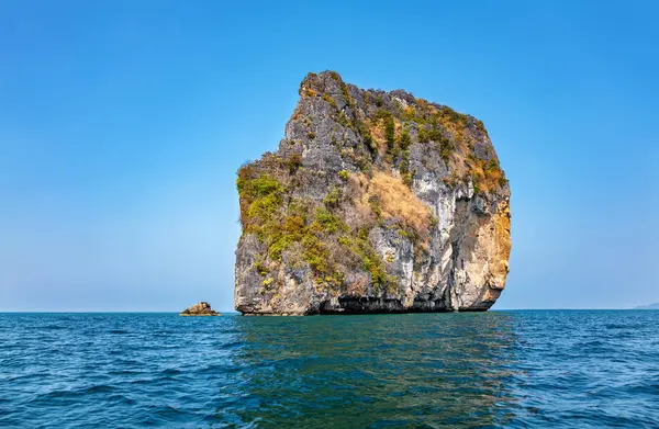 Andaman Denizi 'nde kaya oluşumu, Krabi Eyaleti, Tayland