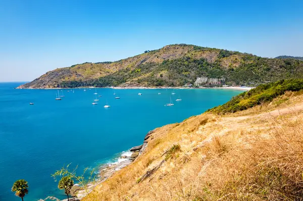 Nai Harn Sahili, Ada Phuket, Andaman Denizi, Tayland.