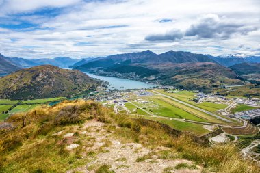 Queenstown Kasabası, Wakatipu Gölü, Otago, Güney Adası, Yeni Zelanda, Okyanus