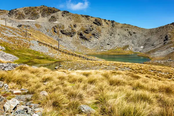 The Remarkables Kayak Alanı 'nda iki göl Otago, Güney Adası, Yeni Zelanda, Okyanusya.