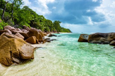 Anse Grosse Roche Plajı, La Digue Adası, Seyşeller Cumhuriyeti