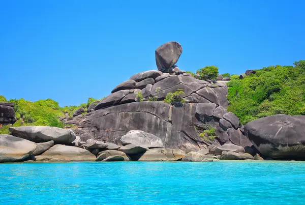 Sail Rock, Ko Similan Adası, Mu Ko Similan Ulusal Parkı, Andaman Denizi, Tayland