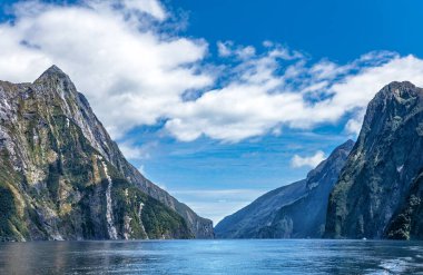 Milford Sound, Ulusal Park Fjordland, Güney Adası, Yeni Zelanda, Okyanusya