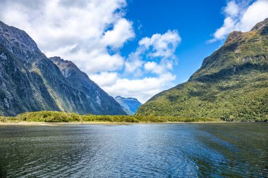 Milford Sound, Ulusal Park Fjordland, Güney Adası, Yeni Zelanda, Okyanusya