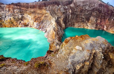 Krater Danau Alapola ve Kootainuamuri, Volkan Kelimutu, Flores Adası, Endonezya, Güneydoğu Asya