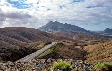 Dağ manzarası, Fuerteventura Adası, Kanarya Adaları, İspanya, Avrupa. 