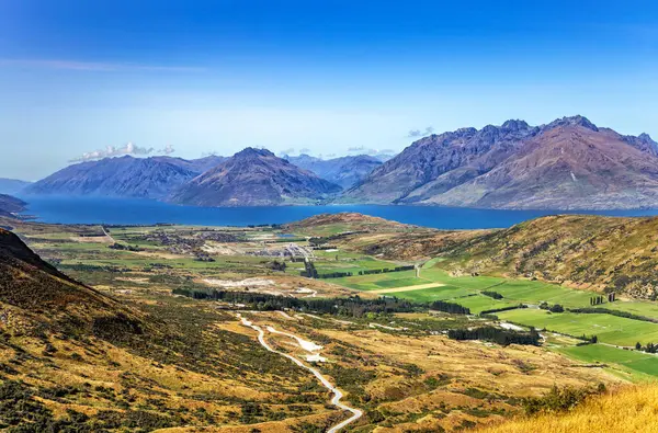 Wakatipu Gölü, Queenstown, Otago, Güney Adası, Yeni Zelanda, Okyanusya