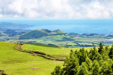 Sao Miguel Adası, Azores, Portekiz, Avrupa 'daki volkanik manzara.