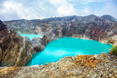 Krater Danau Alapola ve Kootainuamuri, Volkan Kelimutu, Flores Adası, Endonezya, Güneydoğu Asya