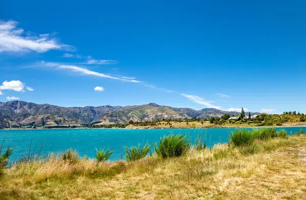 Hawea Gölü ve dağlar, Otago, Güney Adası, Yeni Zelanda, Okyanusya