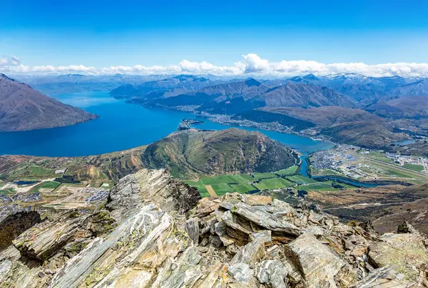 Queenstown ve göl Wakatipu, Otago, South Island, Yeni Zelanda, Oceania