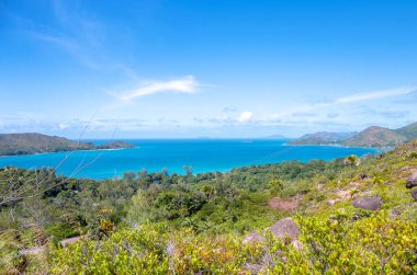 Praslin Adası 'nın batı kıyısı, Seyşeller Cumhuriyeti, Afrika