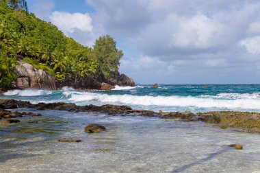 Polis Körfezi, Mahe Adası, Seyşeller Cumhuriyeti