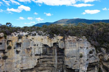Tasman Kemeri, Şeytan 'ın Mutfağı ve Rüzgar Deliği, Tazmanya, Hobart, Avustralya 