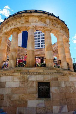 Brisbane CBD, Queensland, Avustralya 'da Anzak Günü geçidi 