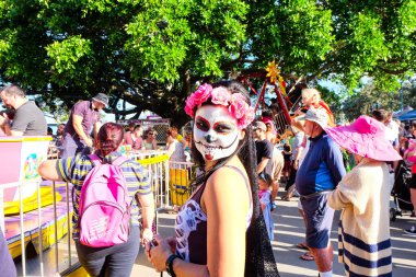 Manly, Queensland, Avustralya 'da Cadılar Bayramı Sokak Partisi  