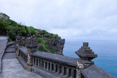 Uluwatu, Bali, Endonezya 'ya rahatlatıcı ve eğlenceli bir gezi 