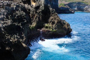 Angel 's Billabong, Nusa Penida Adası, Bali, Endonezya' daki şeytan havuzu.