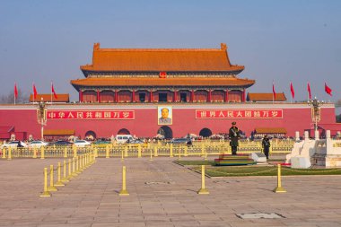 Pekin 'deki Tiananmen Meydanı' nda güzel mavi bir kış günü, Çin 