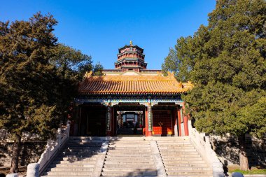 Yaz Sarayı ve Kunming Gölü ve kışın en uzun koridor, Pekin, Çin.