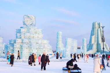 Buz ve kar dünyası - Çin 'in Harbin kentinde her yıl düzenlenen buz ve kar festivali 