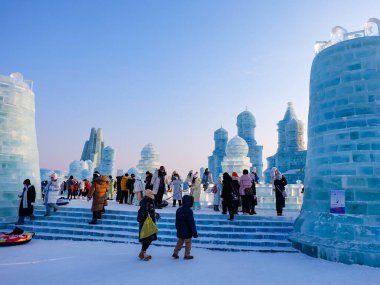 Buz ve kar dünyası - Çin 'in Harbin kentinde her yıl düzenlenen buz ve kar festivali 