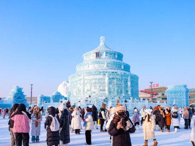 Buz ve kar dünyası - Çin 'in Harbin kentinde her yıl düzenlenen buz ve kar festivali 