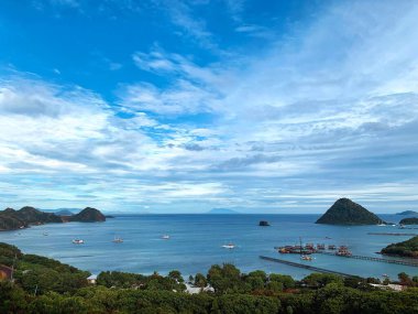 Otel balkonundan okyanus manzarası 