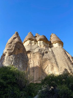 Goreme, Kapadokya, Türkiye 'deki Z12 ve Pasabaglar Arkeoloji Alanındaki Peri bacaları 