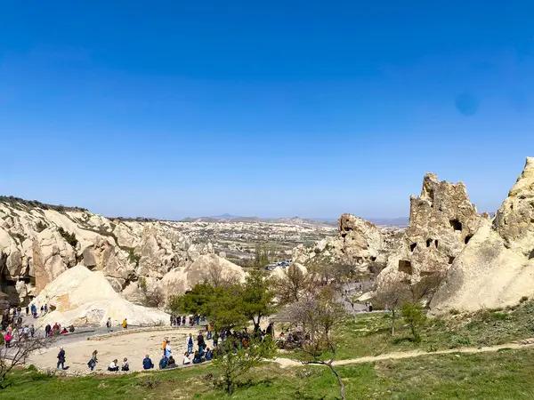 Açık Hava Müzesi, mağaraları, manastırları ve Goreme, Kapadokya 'daki kiliseleri olan tarihi ve arkeolojik bir yer.