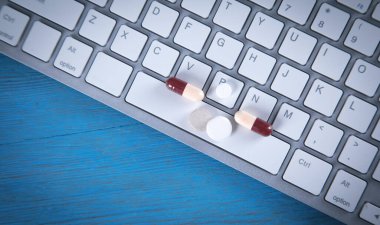 Bilgisayar klavyesindeki haplar.